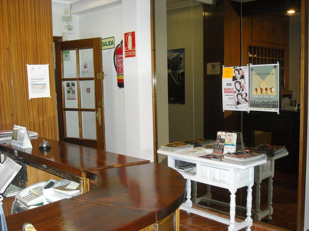 Hostal Residencia Avenida Cuenca  Eksteriør bilde