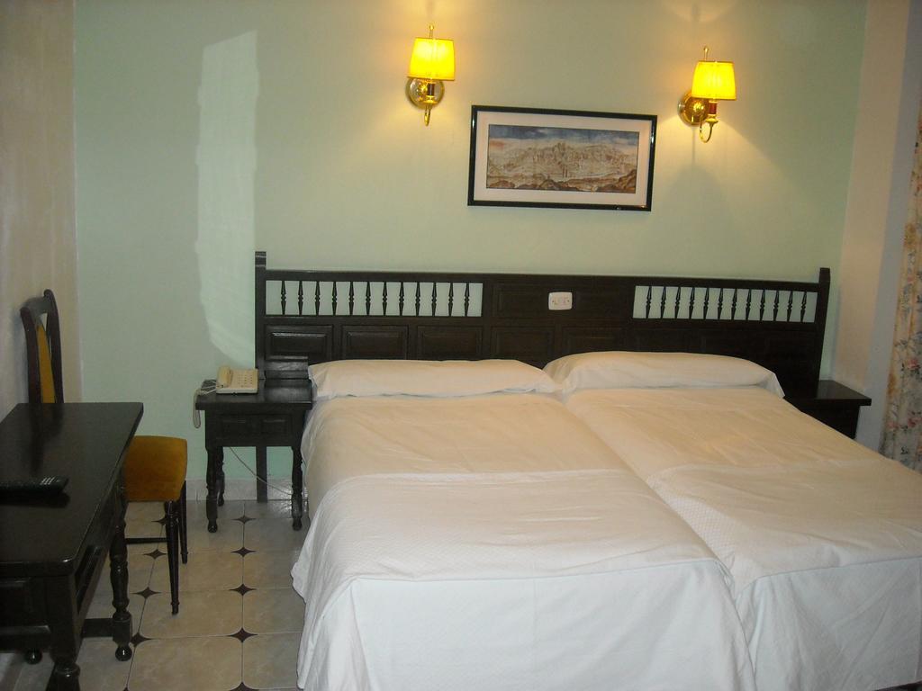 Hostal Residencia Avenida Cuenca  Eksteriør bilde