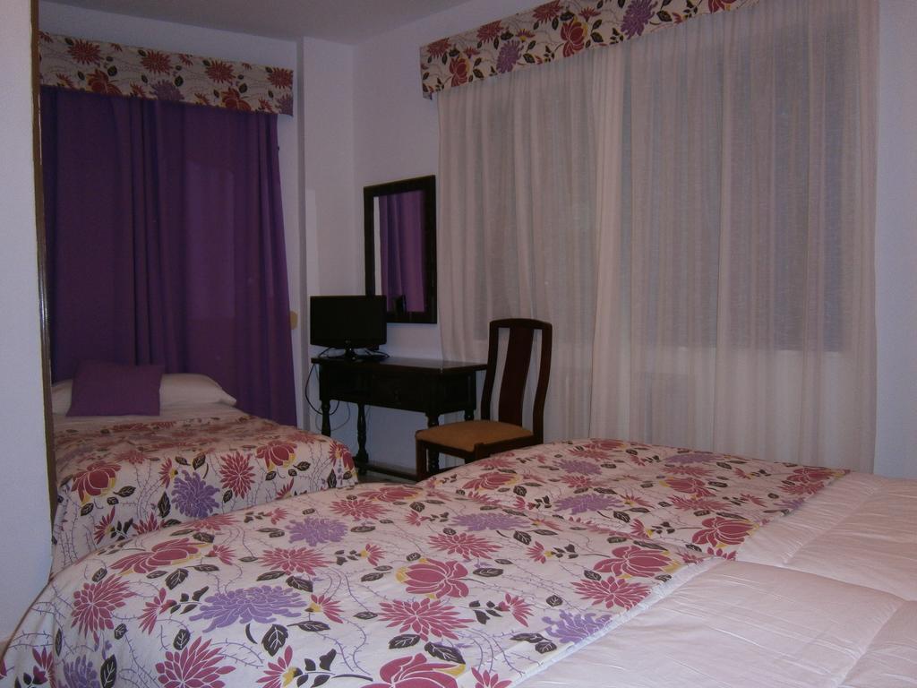 Hostal Residencia Avenida Cuenca  Eksteriør bilde