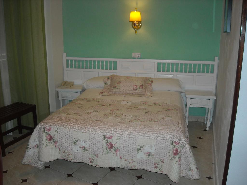 Hostal Residencia Avenida Cuenca  Eksteriør bilde